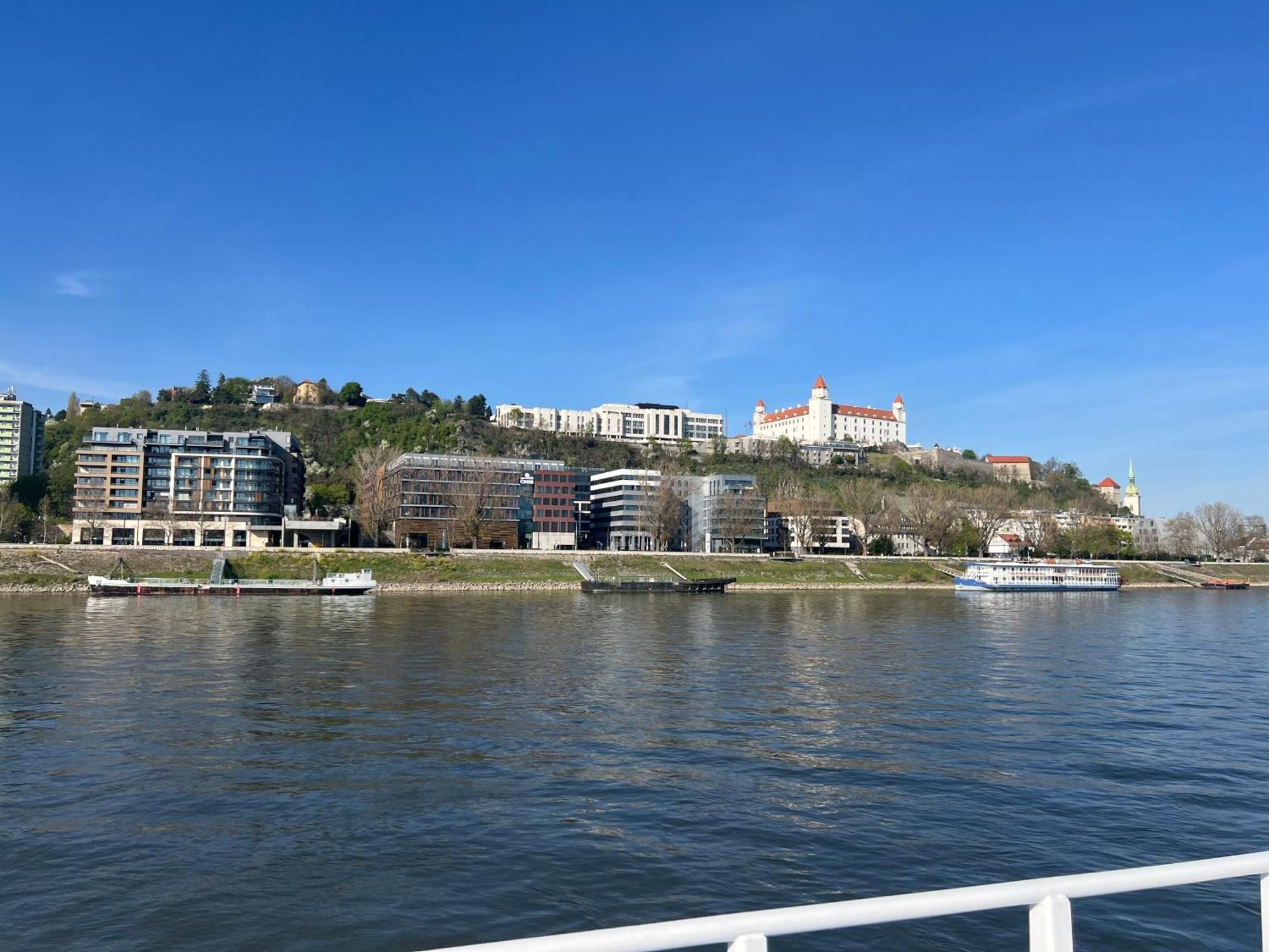 No1 Dream View Apartment Bratislava Bagian luar foto